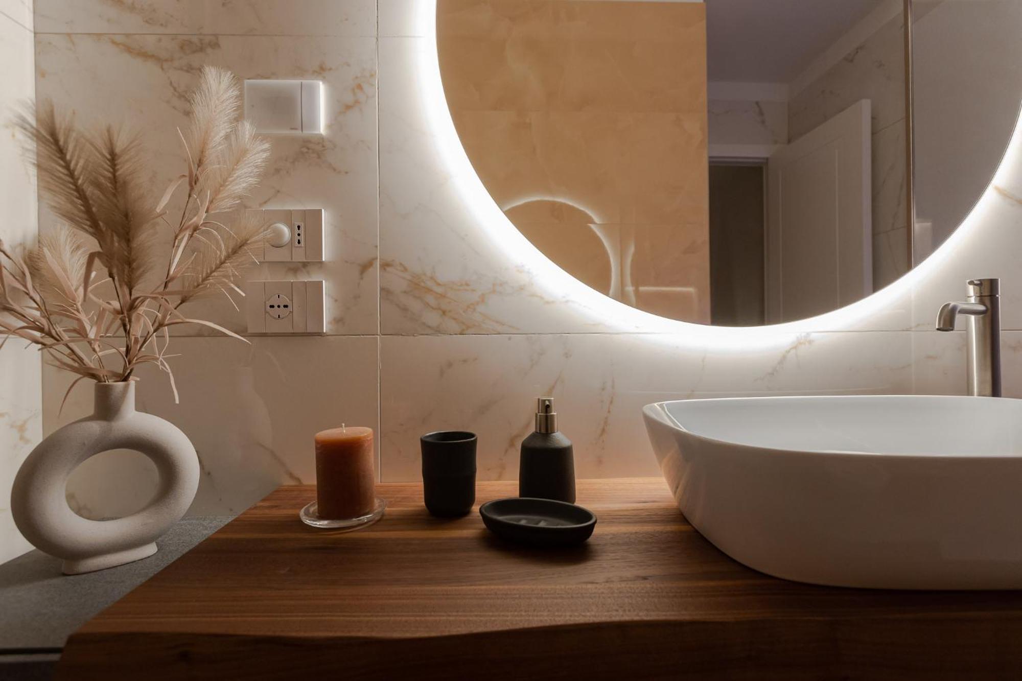 Trentino Lodge Piazza Municipio Strigno Ngoại thất bức ảnh